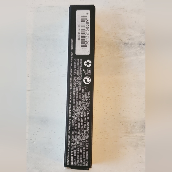 *SALE* bareMinerals Liquid Mineral Concealer in Fair 1W - Picture 4 of 5